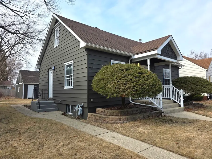 1738 Seymour Avenue, North Chicago, IL 60064 - #3