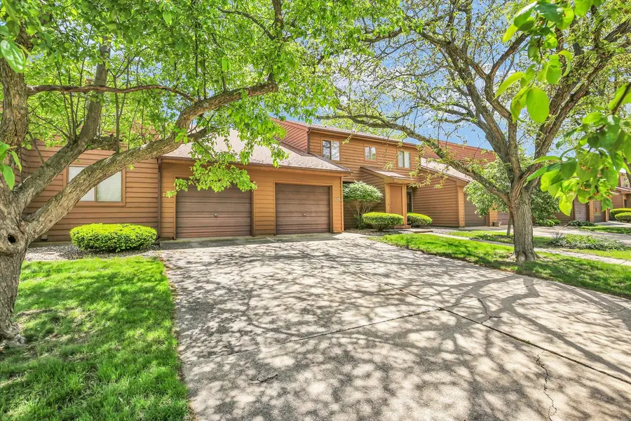 2108 Sunview Drive #2108, Champaign, IL 61821 - #3