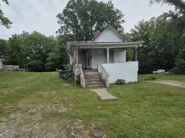 214-216 N 7th Street, Mount Vernon, IL 62864 - #1