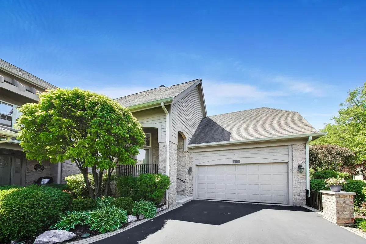 11171 Edgebrook Lane, Indian Head Park, IL 60525 - #1