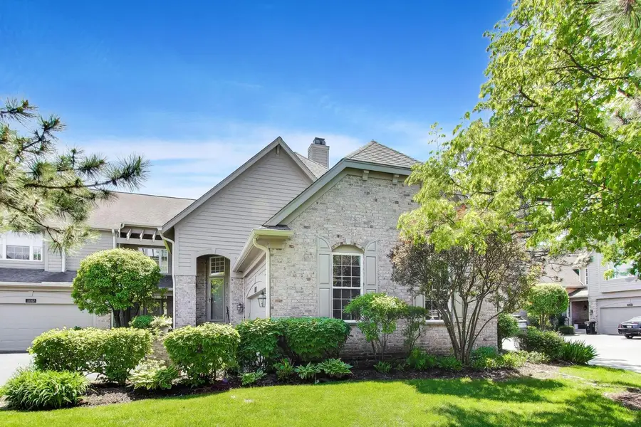 11171 Edgebrook Lane, Indian Head Park, IL 60525 - #2