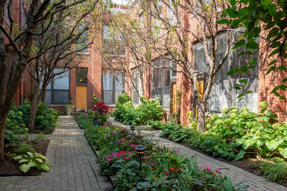 2226 N Racine Avenue #7, Chicago, IL 60614 - #1