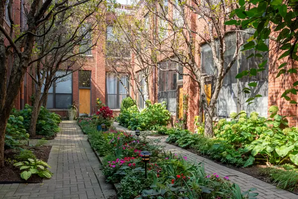 2226 N Racine Avenue #7, Chicago, IL 60614