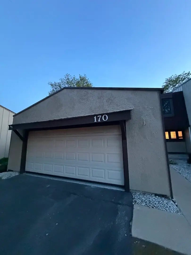 170 Cascade Drive, Indian Head Park, IL 60525 - #1