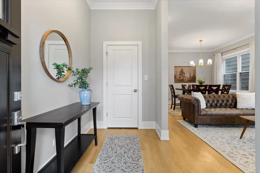 3510 W Melrose Street, Chicago, IL 60618 - #3