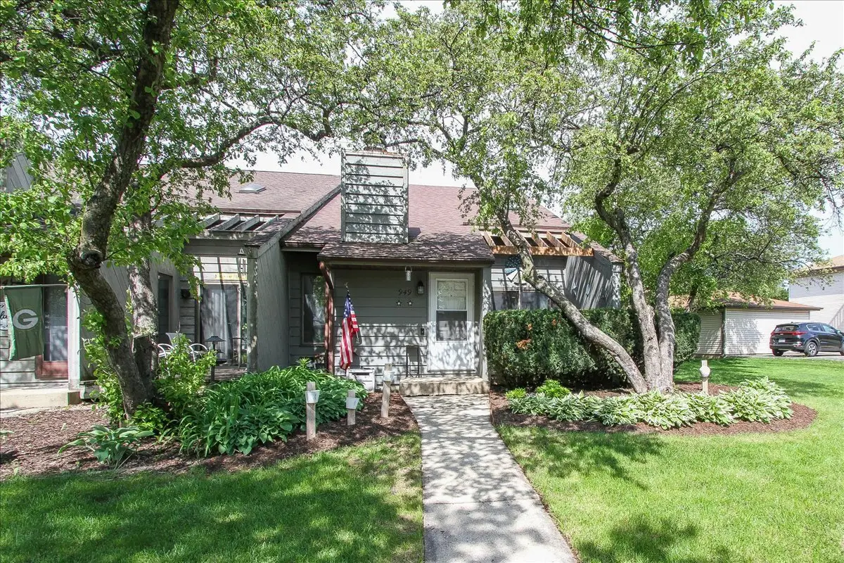 949 Manchester Court, South Elgin, IL 60177 - #1