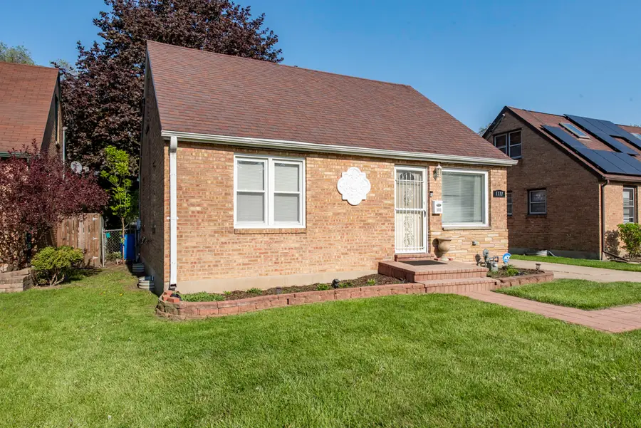 1111 N Berwick Boulevard, Waukegan, IL 60085 - #3