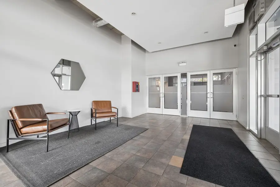 1610 W Fullerton Avenue #412, Chicago, IL 60614 - #2