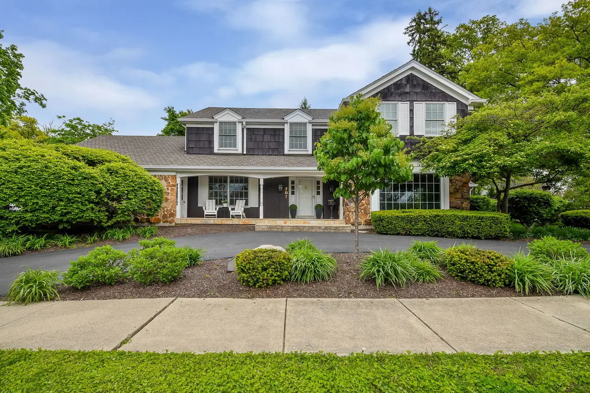 707 Gary Court, Wheaton, IL 60187 - #1