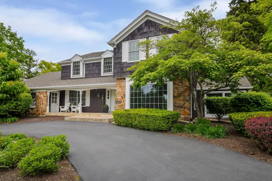 707 Gary Court, Wheaton, IL 60187 - #3