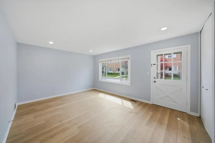 2138 Rugen Road #A, Glenview, IL 60026 - #3