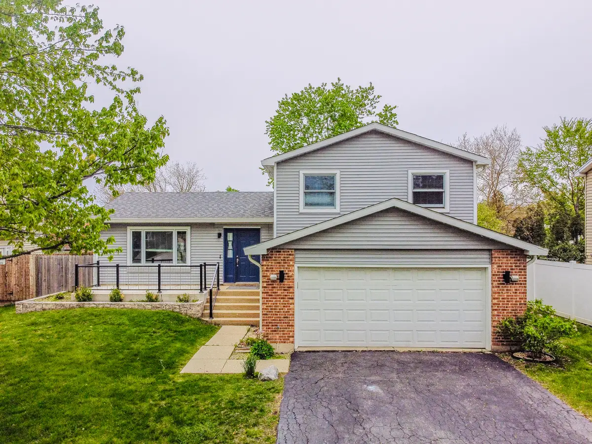 106 S Elroy Avenue, Bartlett, IL 60103 - #1