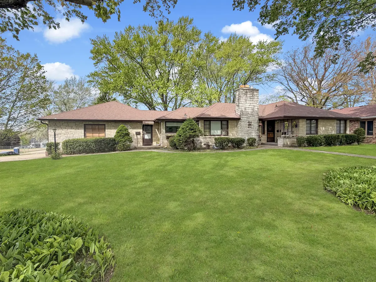 312 S Church Street, Orangeville, IL 61060 - #1