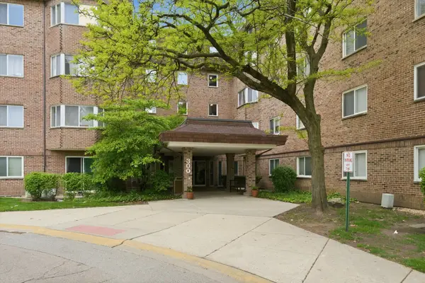 300 S Roselle Road #309, Schaumburg, IL 60193
