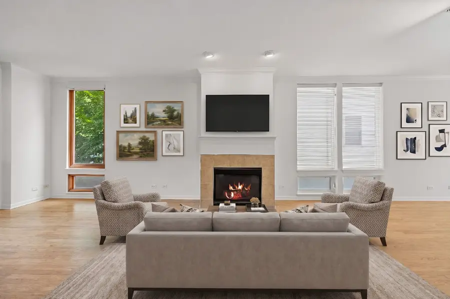 1323 E 61st Street, Chicago, IL 60637 - #3