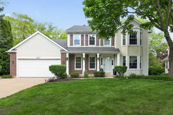 337 W Scarborough Court, Bloomingdale, IL 60108