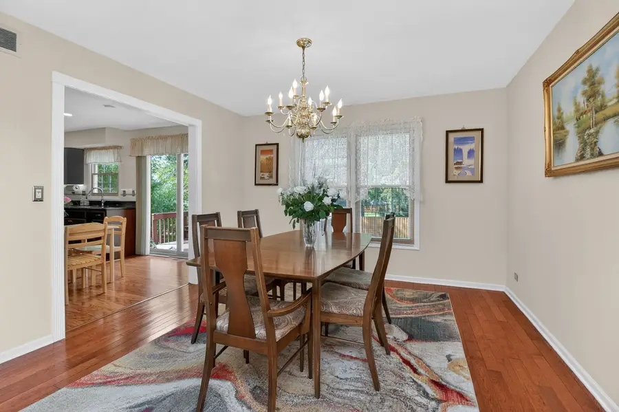 337 W Scarborough Court, Bloomingdale, IL 60108 - #3