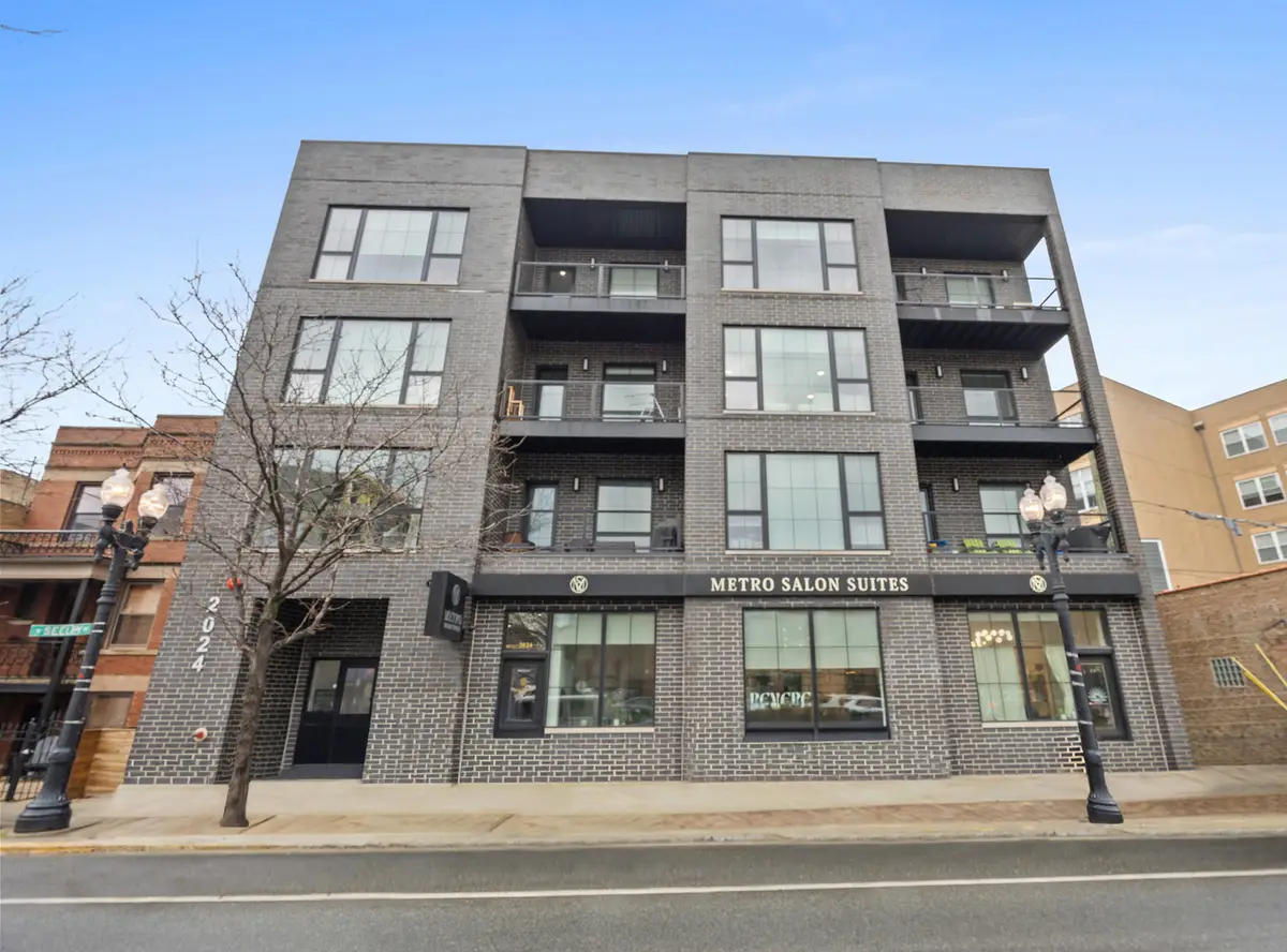 2024 W Irving Park Road #302, Chicago, IL 60618 - #1