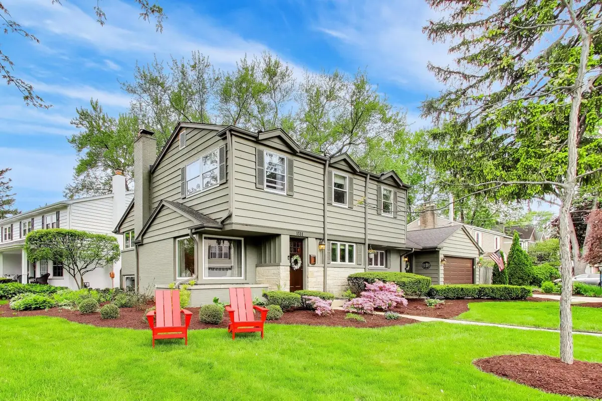 1311 E Woodford Place, Arlington Heights, IL 60004 - #1