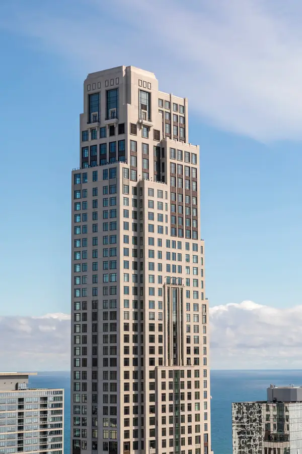 451 E Grand Avenue #PH64, Chicago, IL 60611