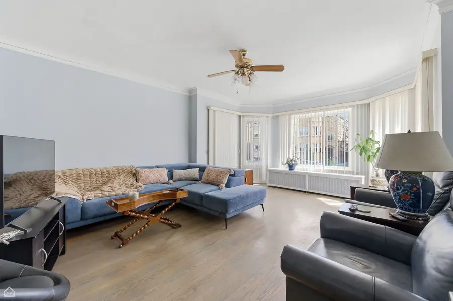 6710 N Artesian Avenue, Chicago, IL 60645 - #3