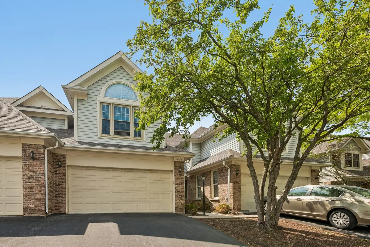 9038 Delphia Avenue, Des Plaines, IL 60016 - #1