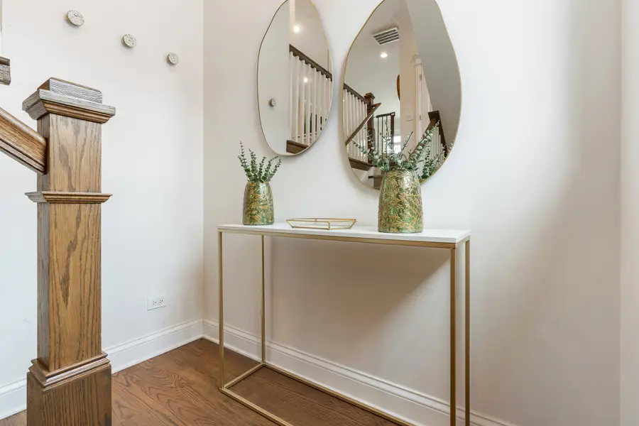 3814 N Greenview Avenue #3, Chicago, IL 60613 - #2