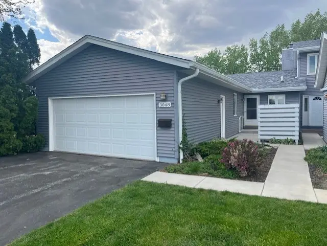 3048 Parkwild Drive, Bettendorf, IA 52722 - #1
