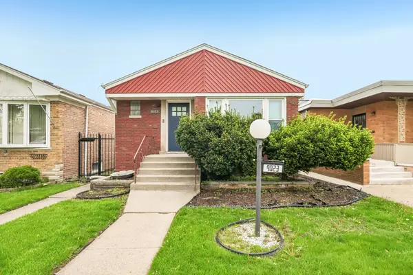 9023 S Oglesby Avenue, Chicago, IL 60617