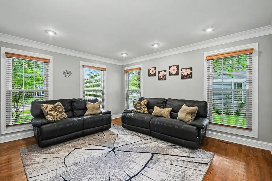 17364 W Westwind Drive, Gurnee, IL 60031 - #2