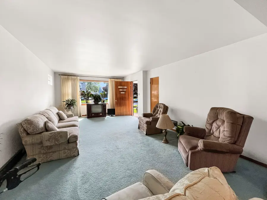 510 Price Avenue, Calumet City, IL 60409 - #3