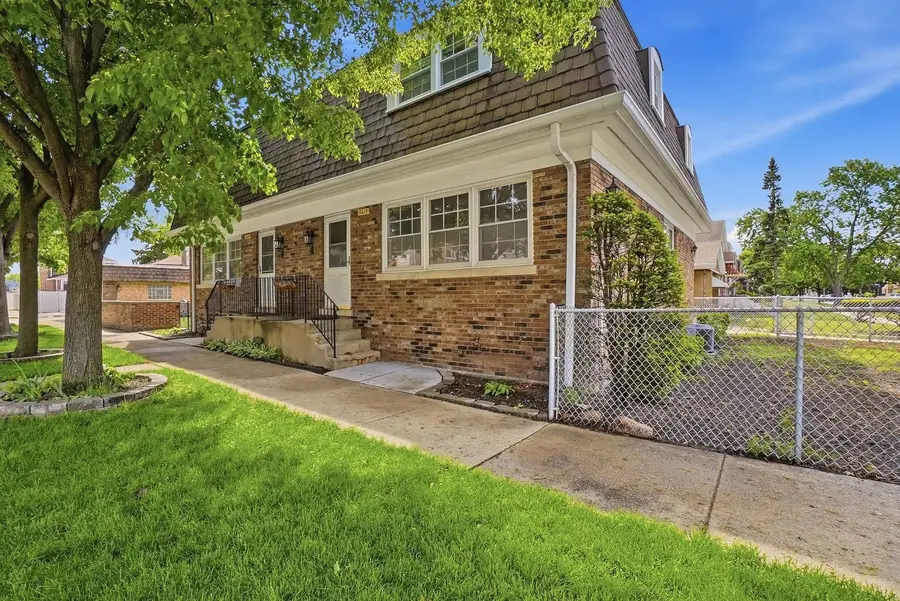 5619 W Park Avenue, Cicero, IL 60804 - #2