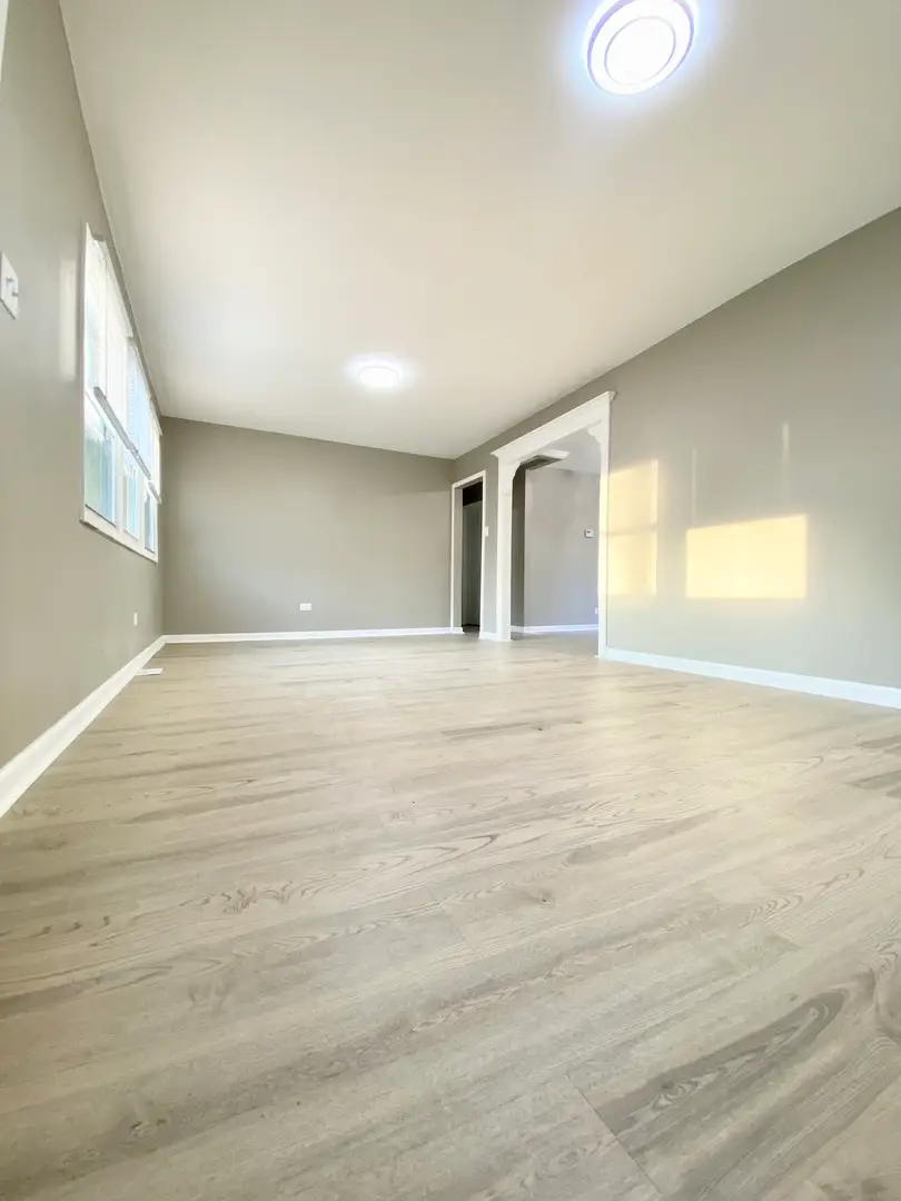 147 S Hill Street, Woodstock, IL 60098 - #2