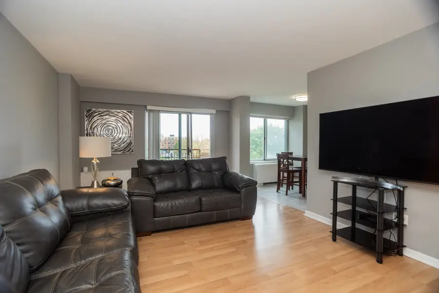6833 N Kedzie Avenue #410, Chicago, IL 60645 - #3