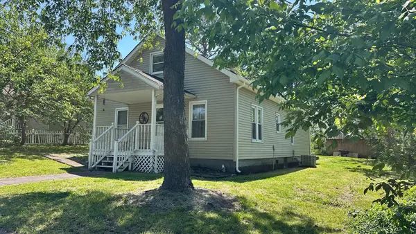 1106 E Clark Street, West Frankfort, IL 62896