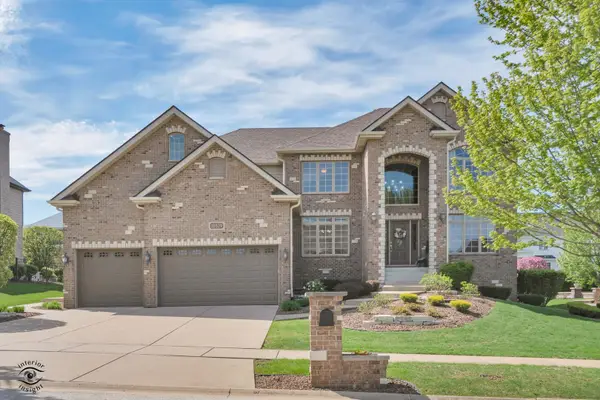 10829 Warwick Lane, Orland Park, IL 60462