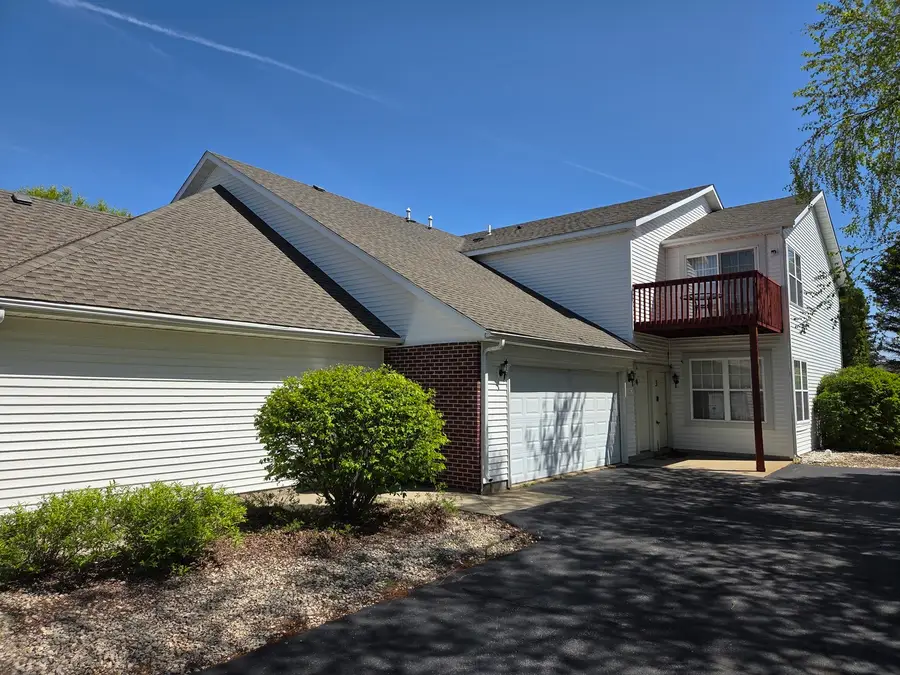 10205 Monarch Road, Roscoe, IL 61073 - #2