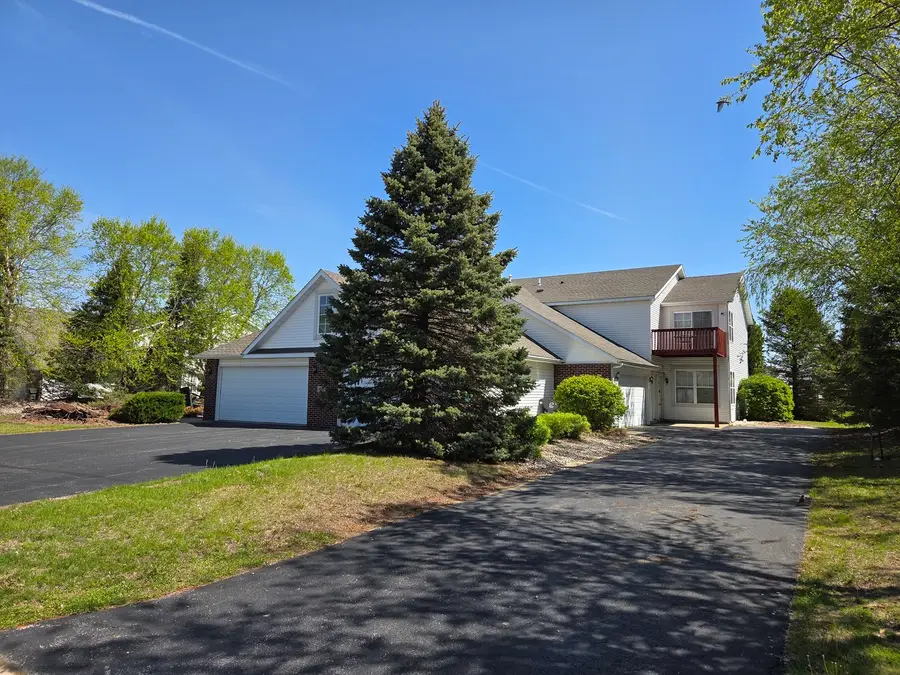 10205 Monarch Road, Roscoe, IL 61073 - #3