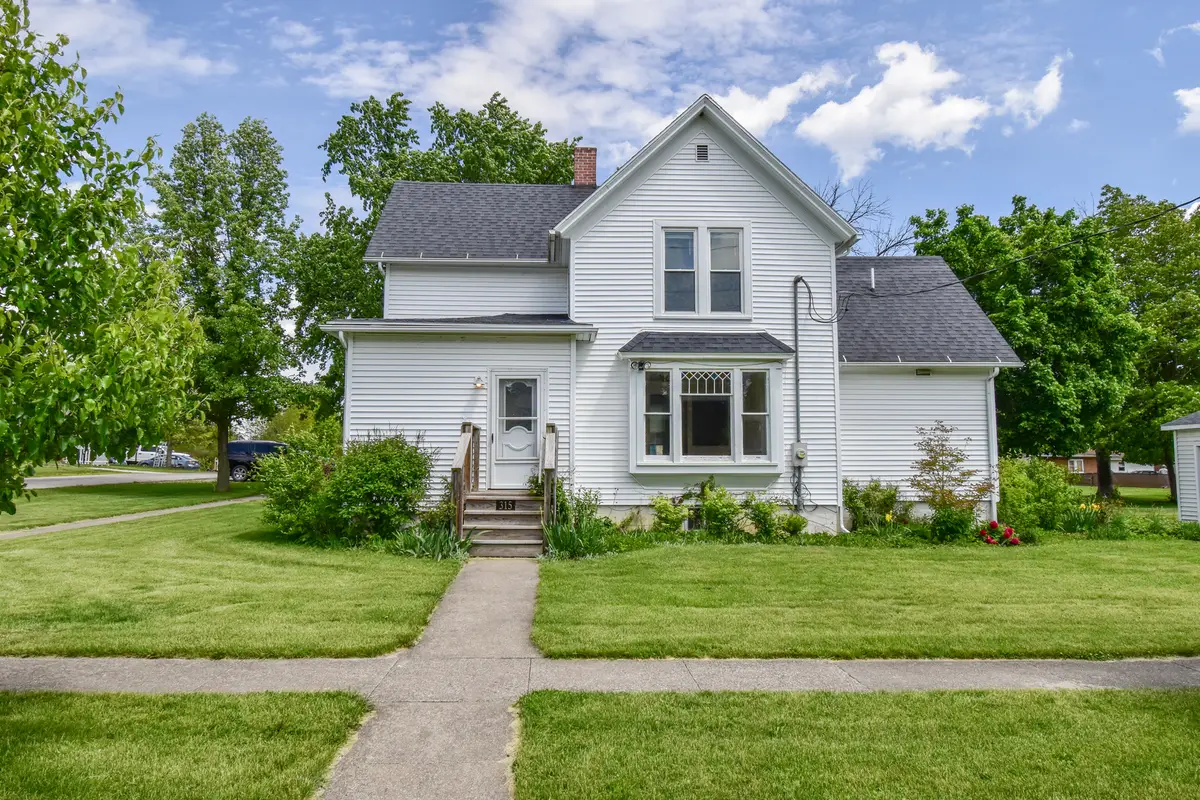315 N 4th Street, Chatsworth, IL 60921 - #1