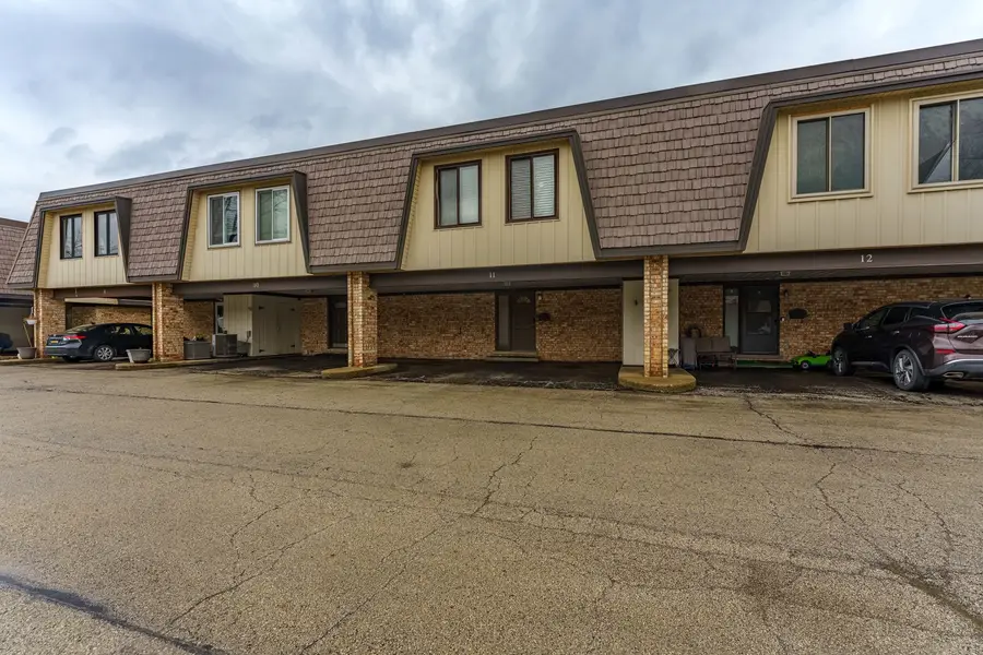 11 Cour Caravelle #11, Palos Hills, IL 60465 - #2