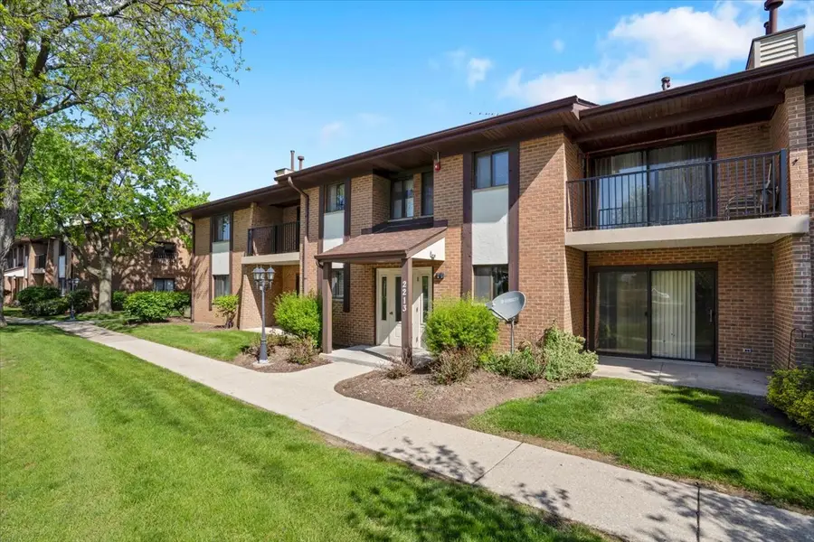 2213 Wharf Drive #407, Woodridge, IL 60517 - #2