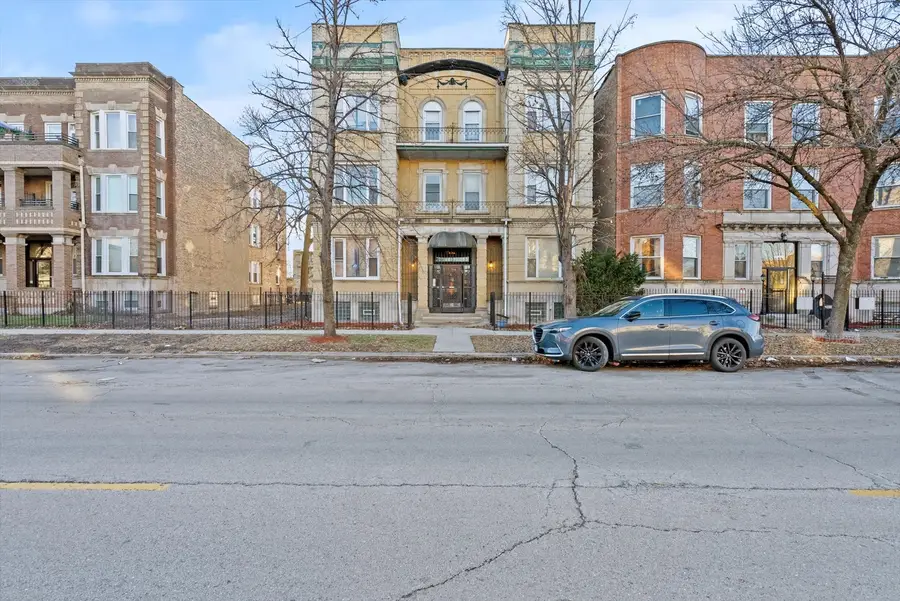 5618 S Prairie Avenue #2, Chicago, IL 60637 - #2