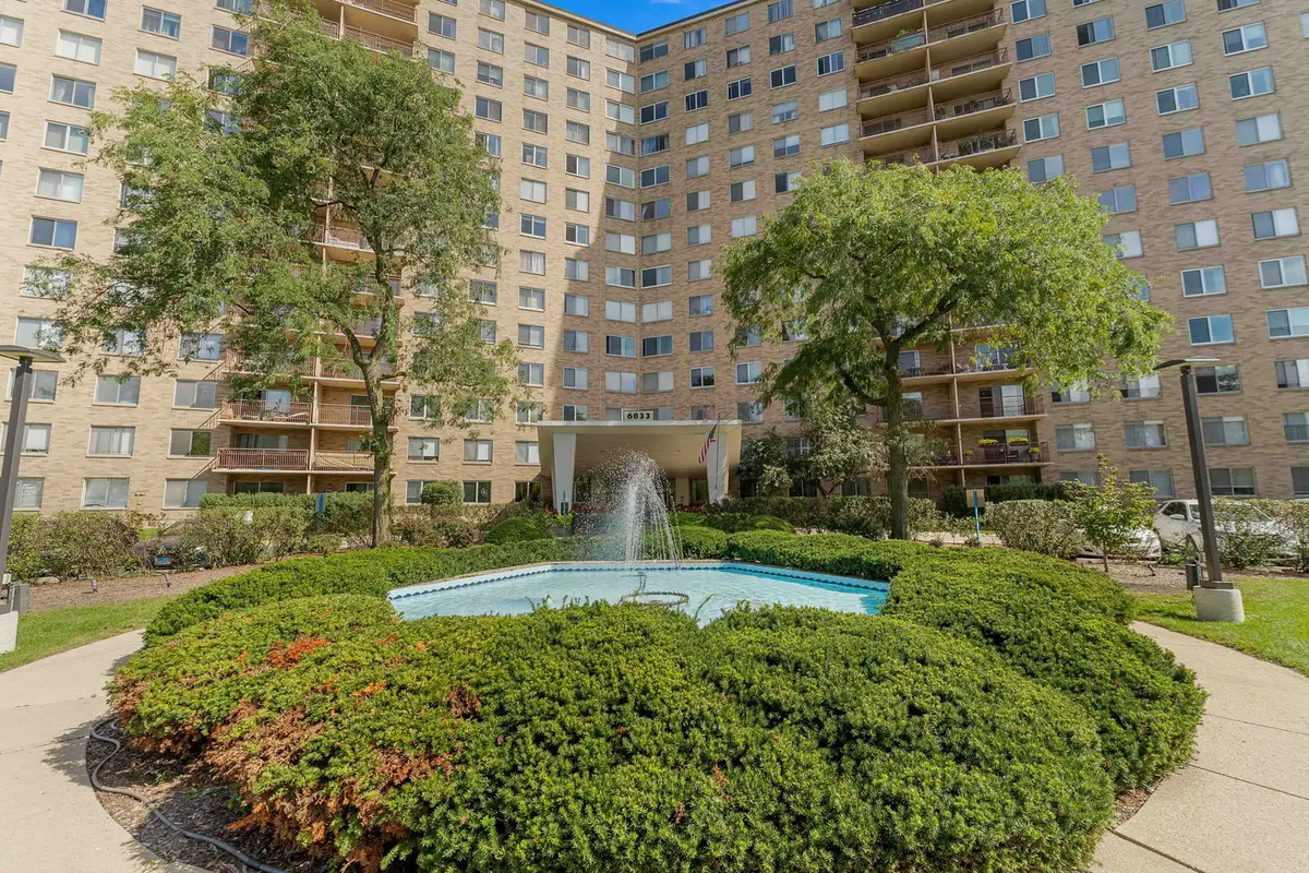 6833 N Kedzie Avenue #A1511, Chicago, IL 60645 - #1