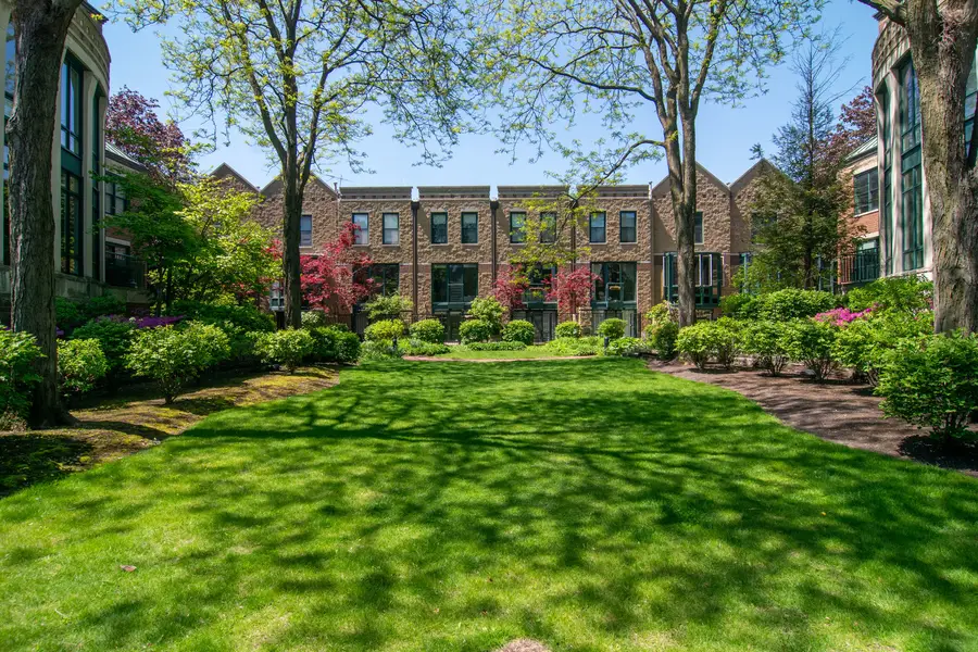 1606 N Mohawk Street #C, Chicago, IL 60614 - #2