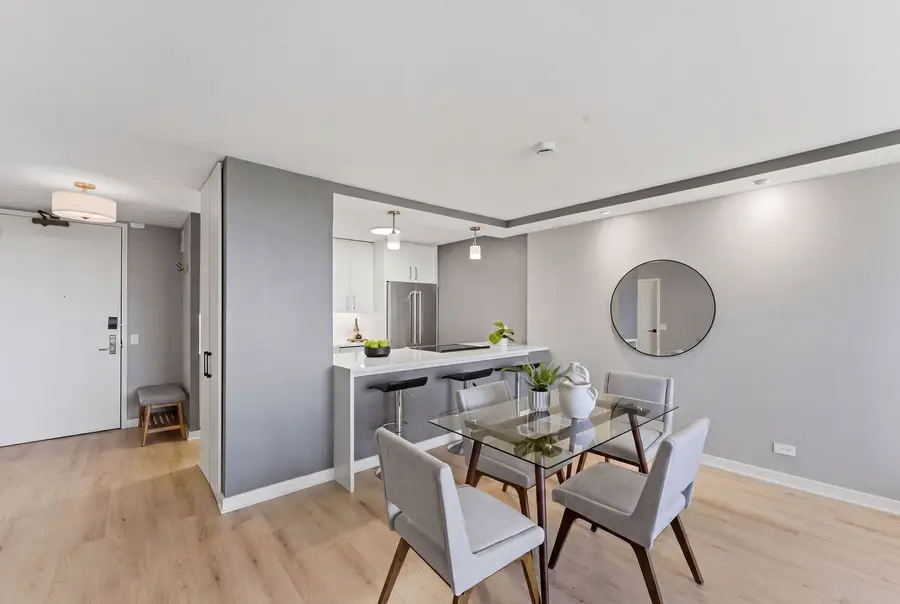 2500 N Lakeview Avenue #903, Chicago, IL 60614 - #3