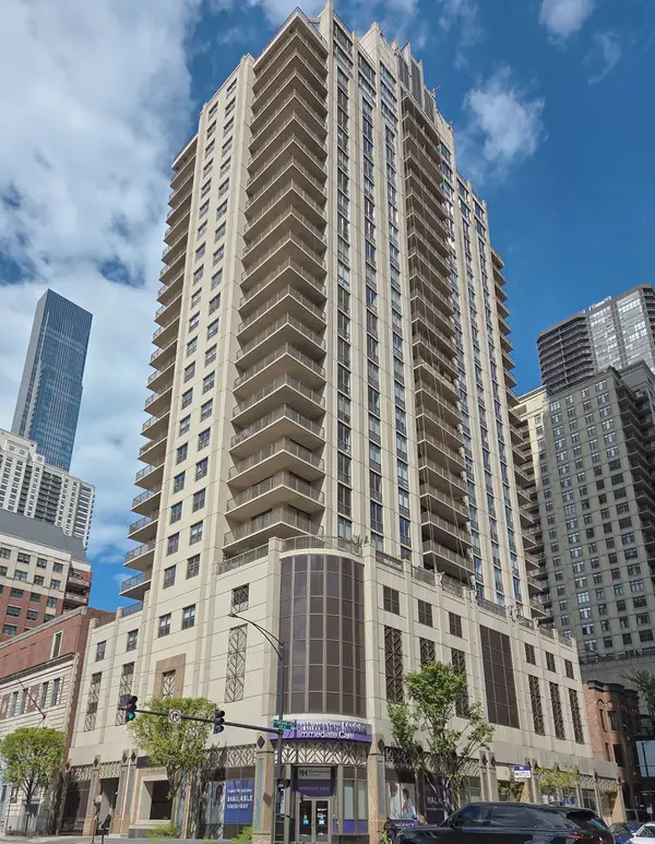 635 N Dearborn Street #701, Chicago, IL 60654