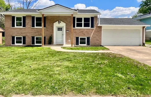 5703 Sir Gawain Drive, Godfrey, IL 62035 - #1