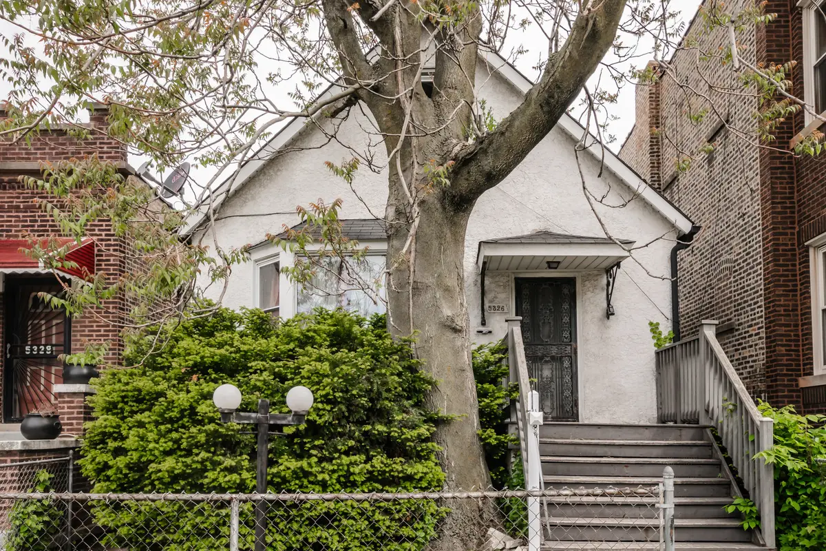 5326 W Van Buren Avenue, Chicago, IL 60644 - #1