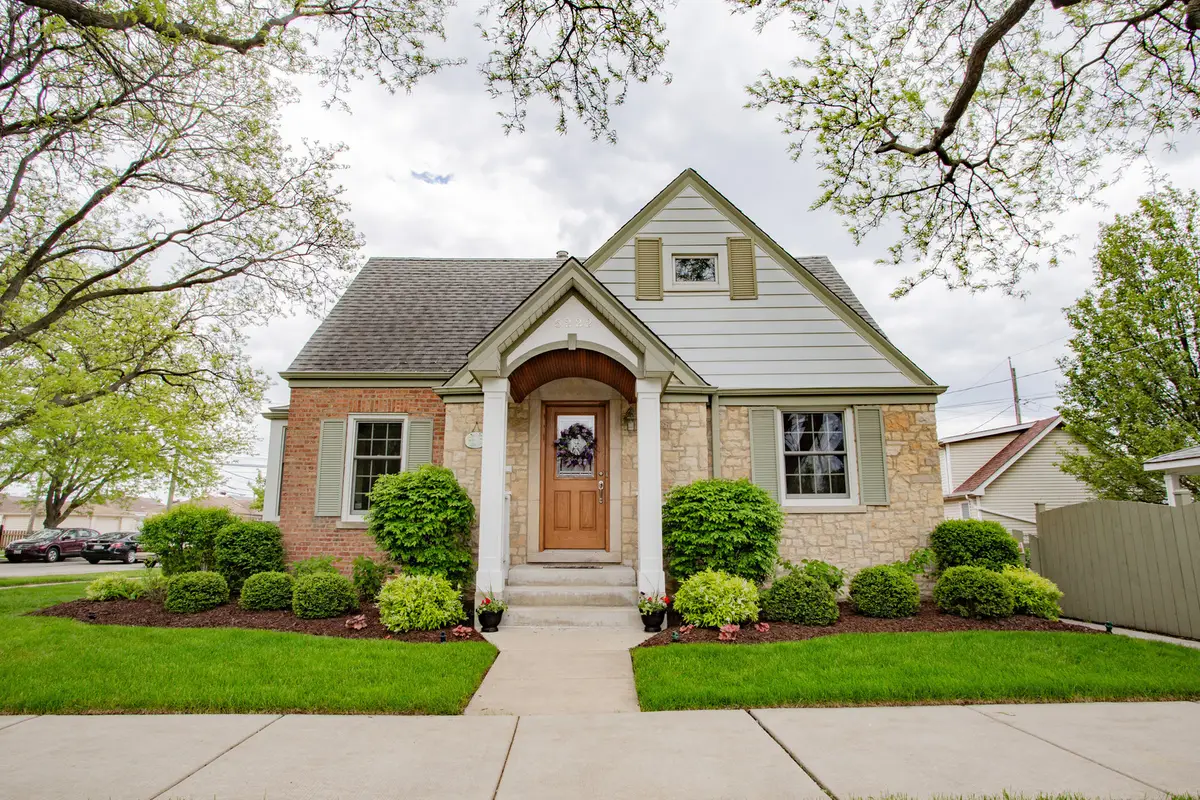 5222 N Oriole Avenue, Chicago, IL 60656 - #1