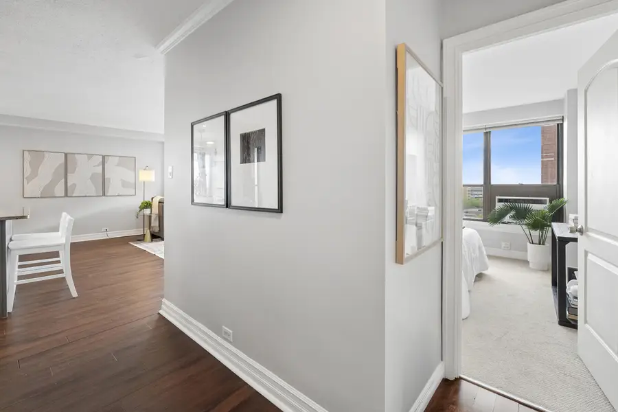 2930 N Sheridan Road #1301, Chicago, IL 60657 - #3